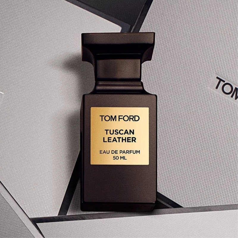 عطر تام فورد توسکان لدر - یک گرم تضمینی Tomford Tuscan Leather اسانس اصل و خالص با کیفیت عالی و ماندگاری بالا