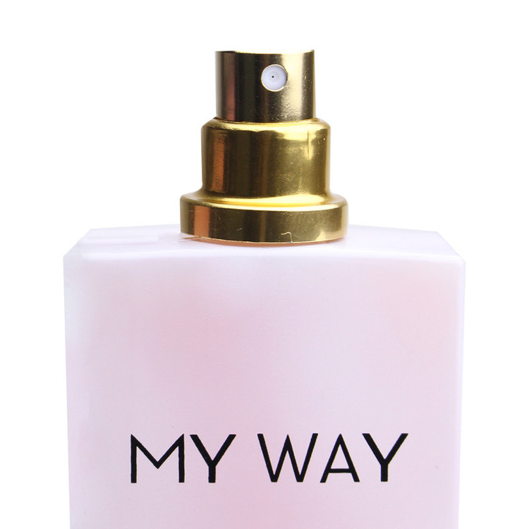 ادوپرفیوم زنانه کلپک مدل My Way با رایحه شیرین حجم 50 میلیلیتر
