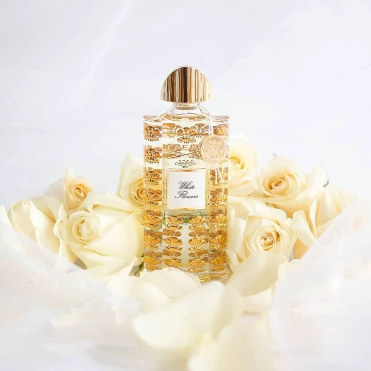 عطر کرید وایت فلاور - یک گرم تضمینی Creed White Flower اسانس اصل و خالص با کیفیت عالی و ماندگاری بالا