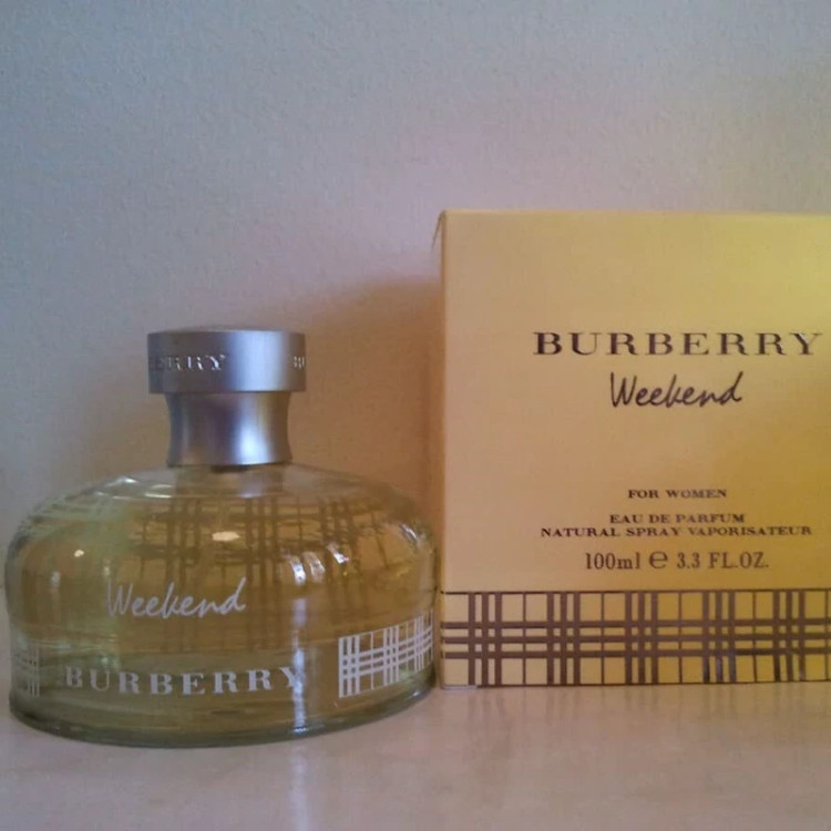 عطر باربری ویکند - یک گرم تضمینی