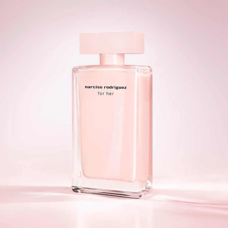 عطر نارسیسو رودریگز - یک گرم تضمینی Narciso rodriguez اسانس اصل و خالص با کیفیت عالی وماندگاری بالا