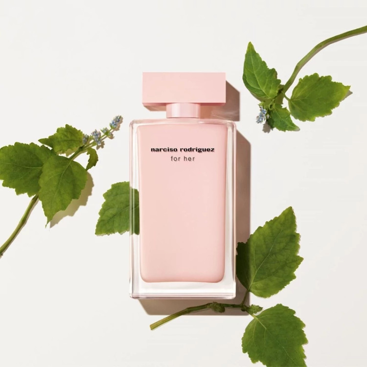 عطر نارسیسو رودریگز - یک گرم تضمینی Narciso rodriguez اسانس اصل و خالص با کیفیت عالی وماندگاری بالا