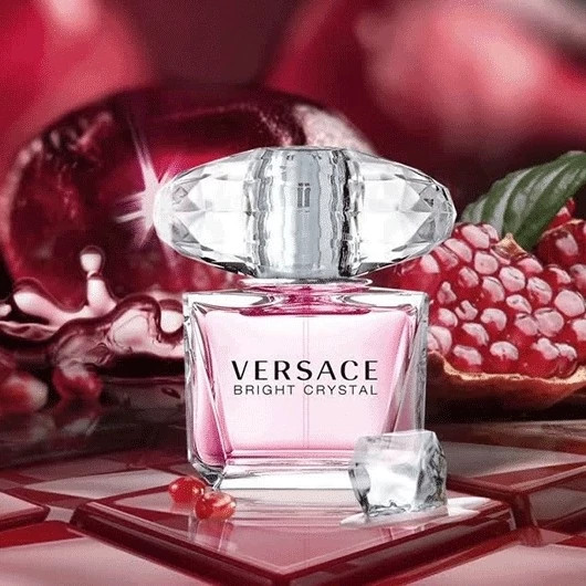 عطر ورساچه برایت کریستال - یک گرم تضمینی Versace Bright crystal اسانس اصل و خالص با کیفیت عالی و ماندگاری بالا