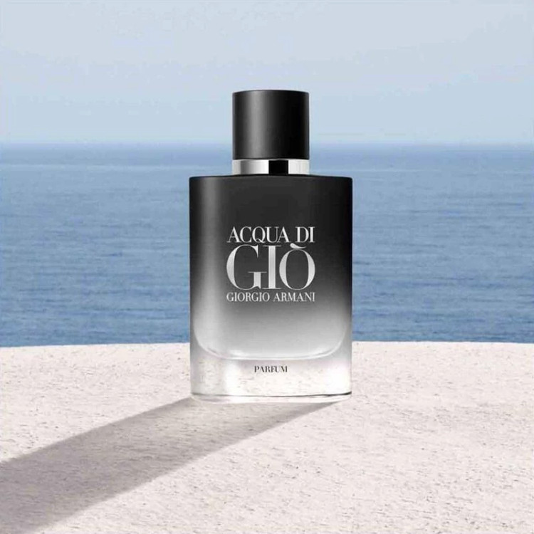 عطر جیو بلک جورجیو آرمانی - تضمینی Giorgio Armani Acqua Di Gio اسانس اصل و خالص با کیفیت عالی و ماندگاری بالا