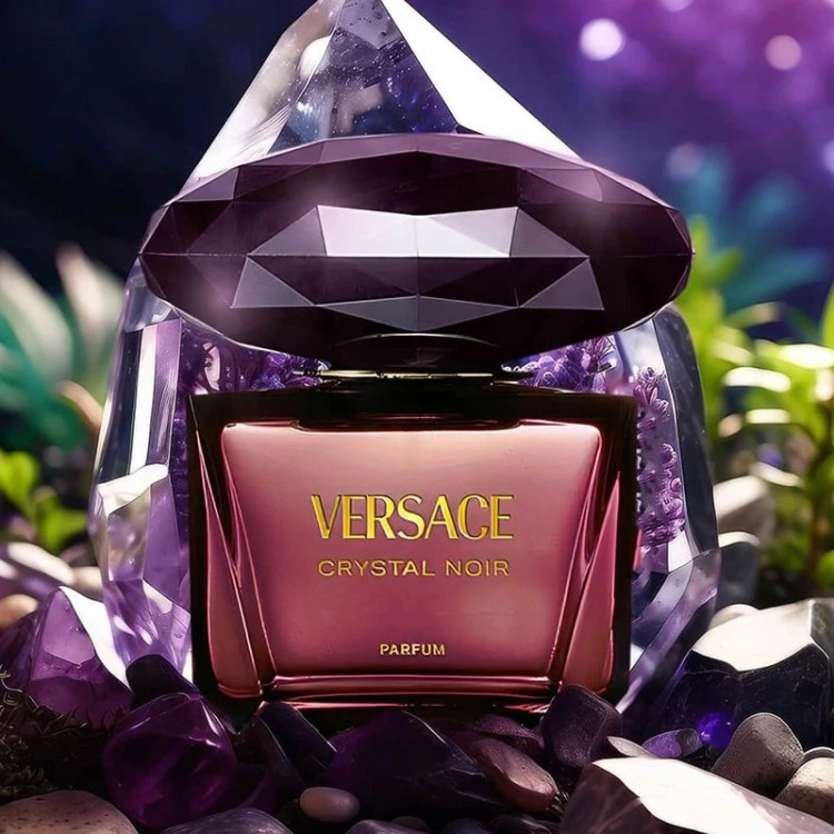 عطر ورساچه کریستال نویر - یک گرم تضمینی Versace Crystal Noir اسانس اصل و خالص با کیفیت عالی و ماندگاری بالا