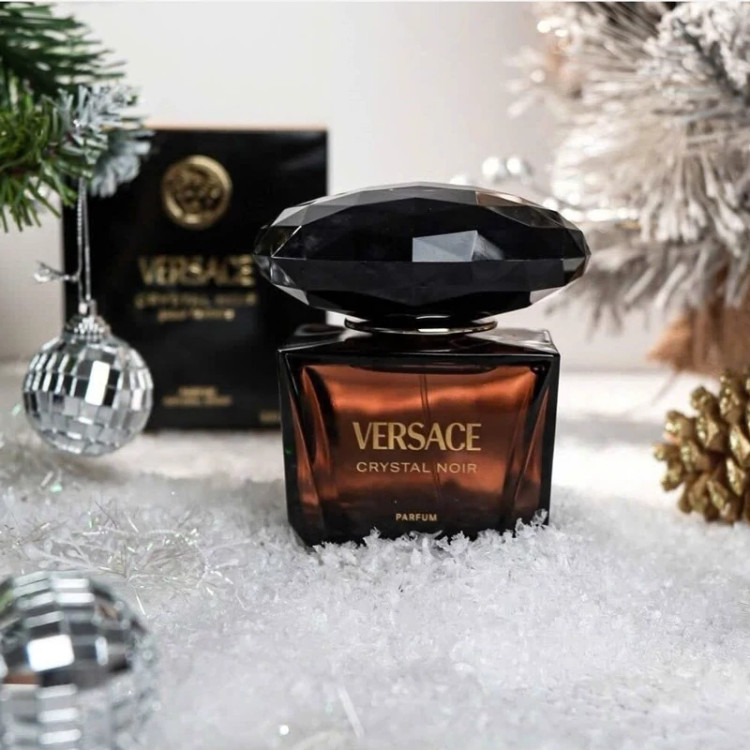 عطر ورساچه کریستال نویر - یک گرم تضمینی Versace Crystal Noir اسانس اصل و خالص با کیفیت عالی و ماندگاری بالا