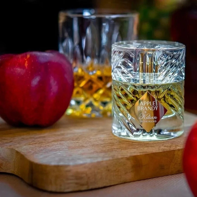 عطر اپل برندی بای کیلیان - یک گرم تضمینی By Kilian Apple Brandy اسانس اصل خالص با کیفیت و ماندگاری فوق العاده بالا
