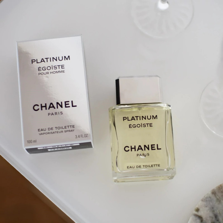 عطر آگوست پلاتینیوم شنل - یک گرم تضمینی Platinum Egoiste Chanel اسانس اصل و خالص با کیفیت عالی و ماندگاری بالا