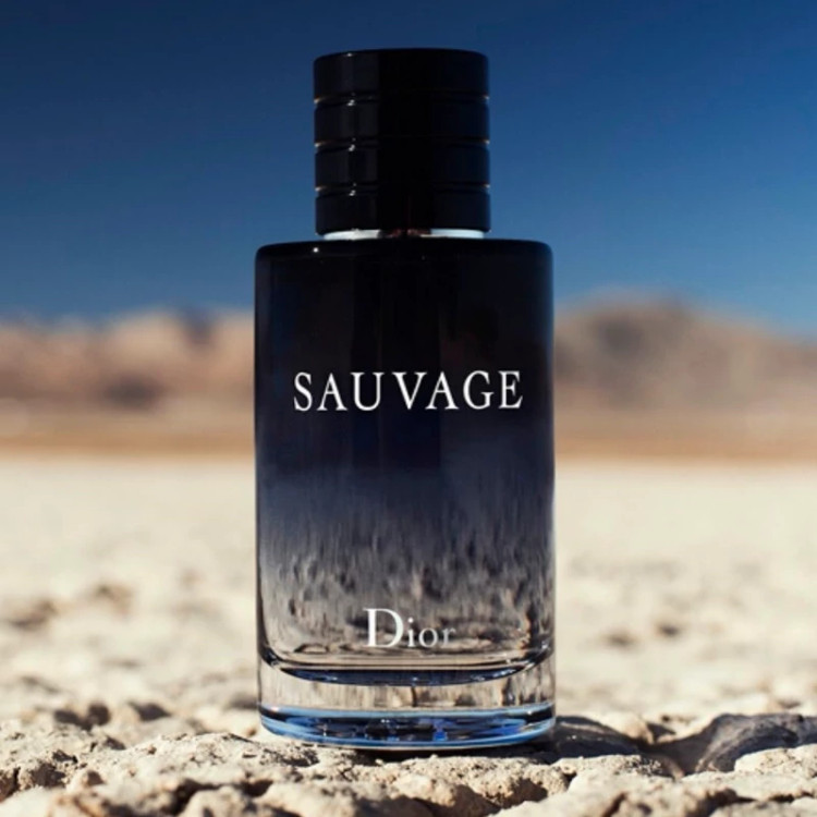 عطر دیور ساواج Dior SAUVAGE اسانس اصل و خالص به صورت گرمی با کیفیت فوق العاده و ماندگاری بالا