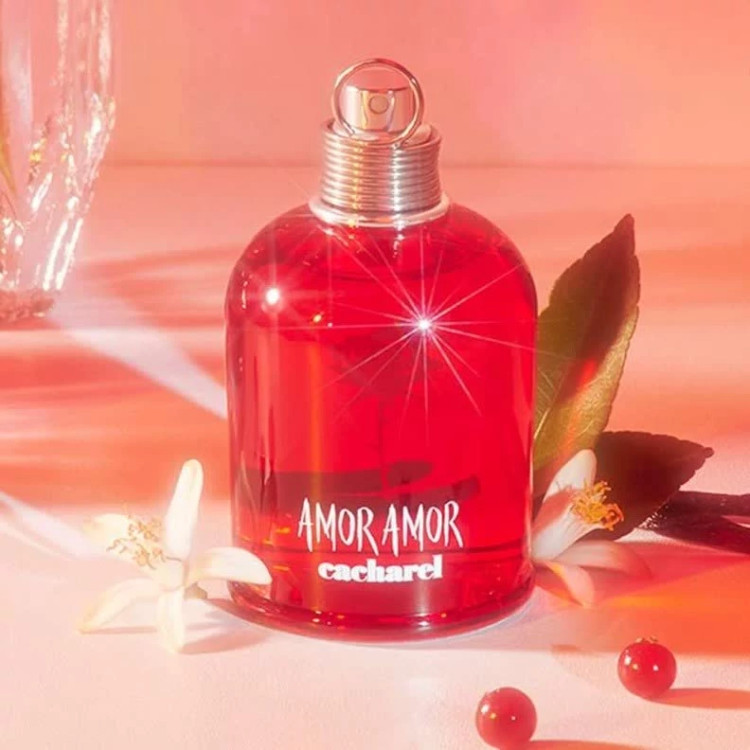 عطر کاچارل آمور آمور - یک گرم Amor Amor اسانس اصل و خالص وارداتی فرانسه