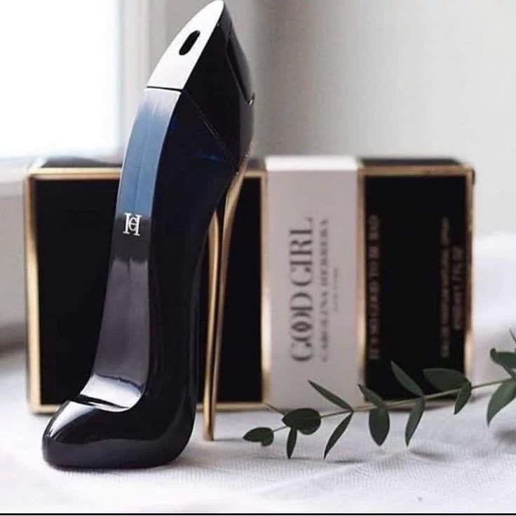 عطر کارولینا هررا گودگرل - یک گرم Carolina Herrera Good girl اسانس اصل و خالص وارداتی فرانسه