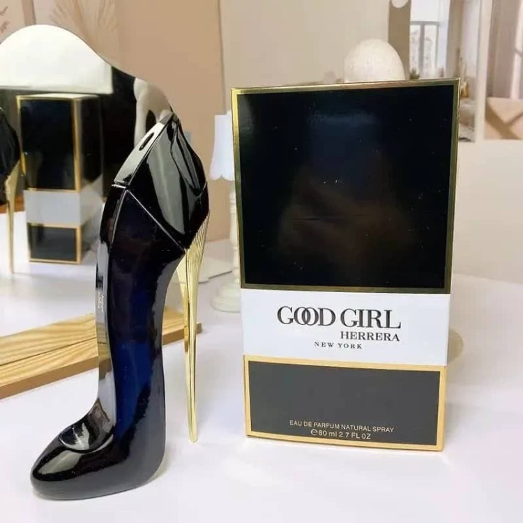 عطر کارولینا هررا گودگرل - یک گرم Carolina Herrera Good girl اسانس اصل و خالص وارداتی فرانسه