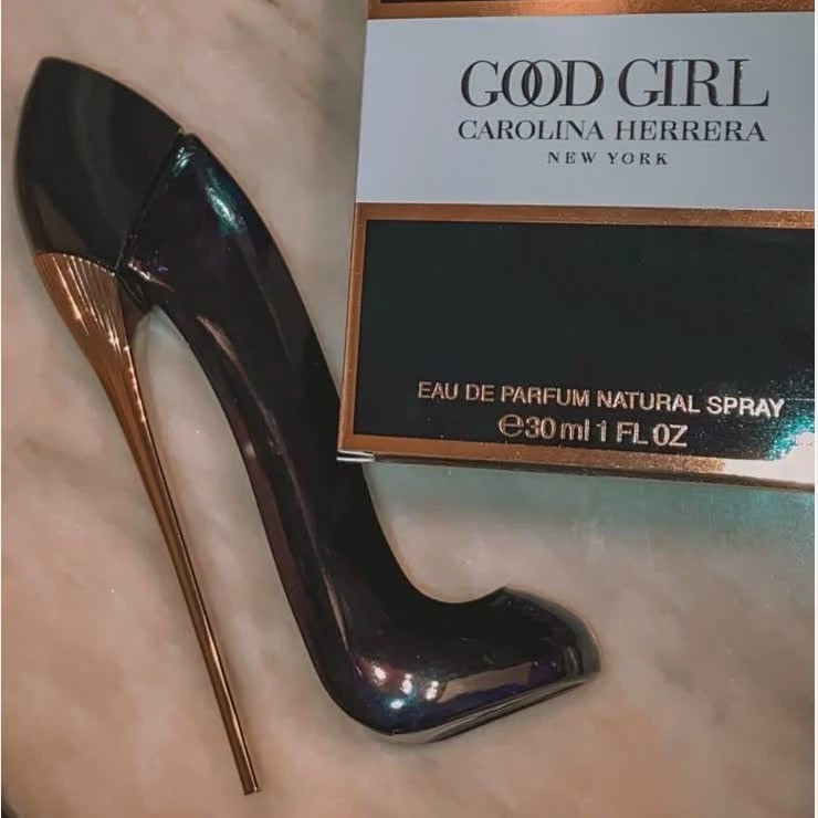 عطر کارولینا هررا گودگرل - یک گرم Carolina Herrera Good girl اسانس اصل و خالص وارداتی فرانسه