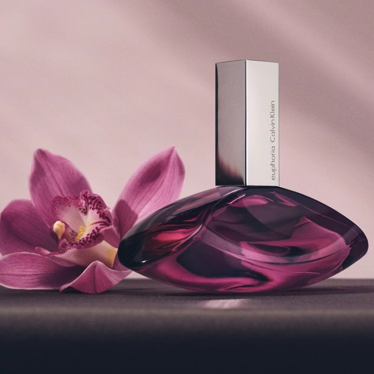 عطر ایفوریا زنانه - یک گرم تضمینی اسانس اصل و خالص ژیوادان گرید Hcv