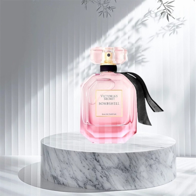 عطر ویکتوریا سکرت بامبشل - یک گرم تضمینی Victoria secret bombshel اسانس اصل و خالص با کیفیت عالی و ماندگاری بالا
